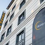 Grand Moon Hotel