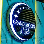 Grand Moon