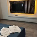 Grand Moon Hotel