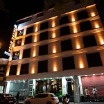 Grand Moon Hotel 3*