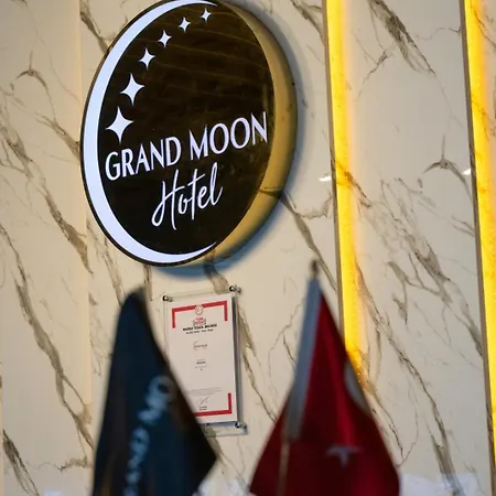 Grand Moon Hotel *