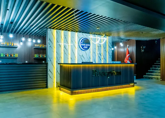 Hotel Grand Moon