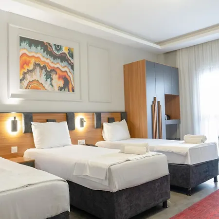 Grand Moon 3*